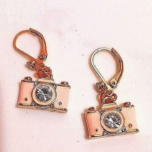 Stunning Betsey Johnson Camera  📷  Earrings 📷 ⚜️📷⚜️📷